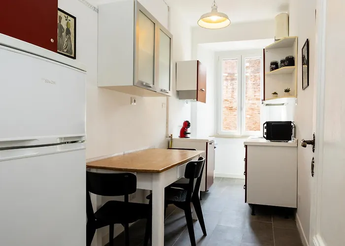 Fernando's Apartment Rom