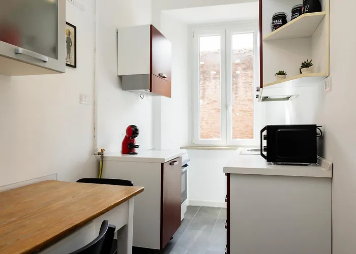 Fernando's Apartment Rom